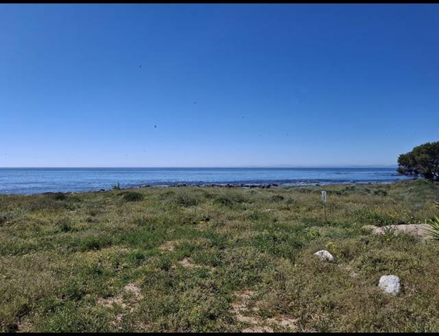 LAND FOR SALE IN SANDY POINT